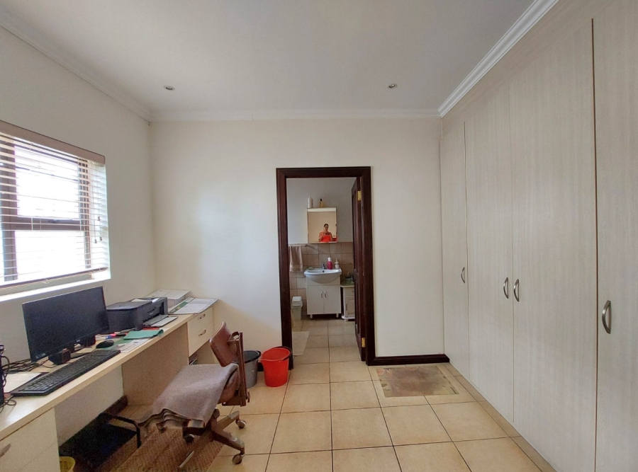3 Bedroom Property for Sale in Seasons Lifestyle Estate North West